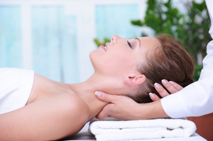 Indische Gesichtsmassage (Mukahyanga)